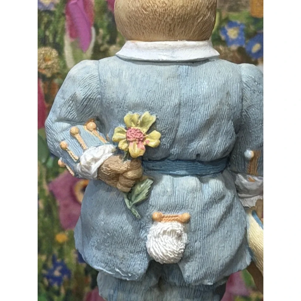 Bently Bunny 1994 Easter Bunny Rabbit Figurine Blue Coat Eggs‎ Flowers Gentleman